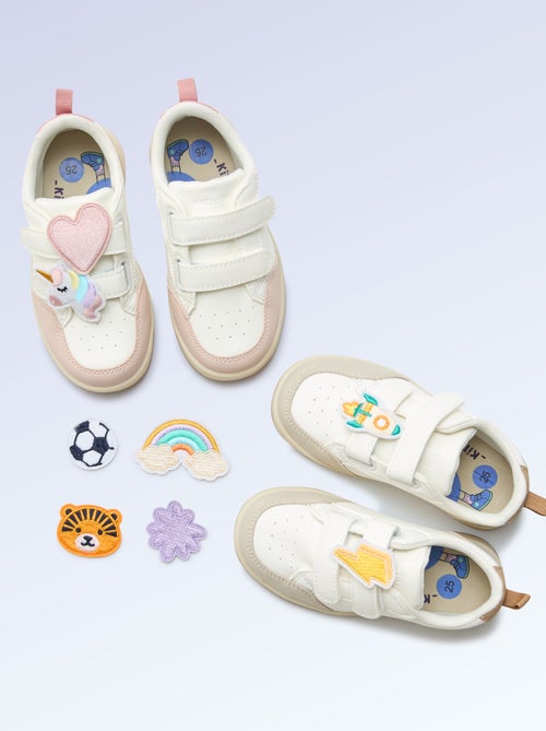 2er-Set Aufsteck-Patches zum Personalisieren deiner 'Kitchoun' Sneakers - Kiabi 2er-Set Aufsteck-Patches zum Personalisieren deiner 'Kitchoun' Sneakers - Kiabi
