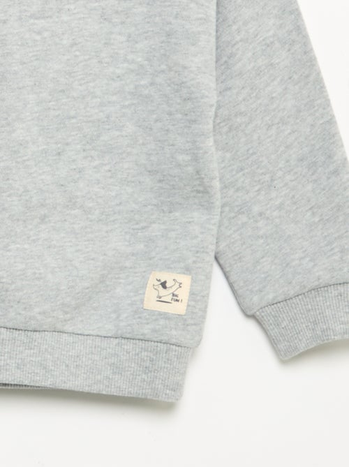 3-teiliges Set: Sweatshirt, Jogginghose und T-Shirt - Kiabi 3-teiliges Set: Sweatshirt, Jogginghose und T-Shirt - Kiabi