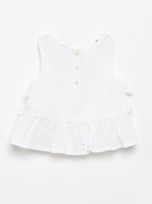 Ärmellose Bluse mit Stickereien - Kiabi Ärmellose Bluse mit Stickereien - Kiabi