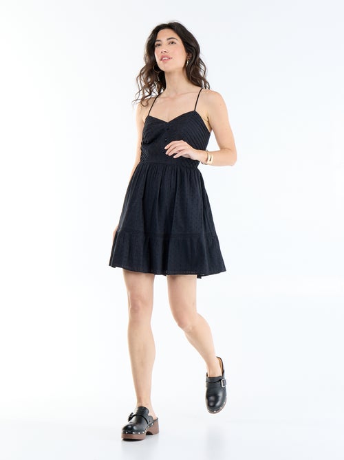 Ausgestelltes Kleid mit Spaghettiträgern - Kiabi Ausgestelltes Kleid mit Spaghettiträgern - Kiabi