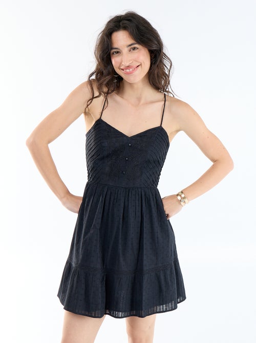 Ausgestelltes Kleid mit Spaghettiträgern - Kiabi Ausgestelltes Kleid mit Spaghettiträgern - Kiabi