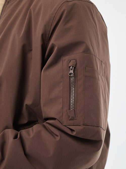 Aviator-Style Jacket with Zipped Sleeve Pocket - Kiabi Aviator-Style Jacket with Zipped Sleeve Pocket - Kiabi