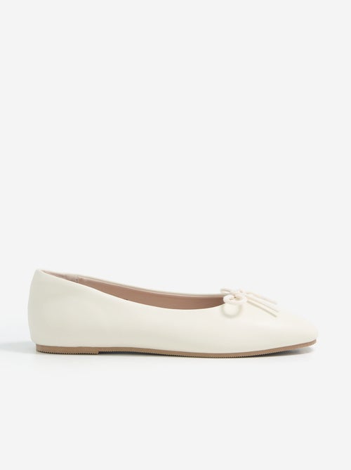 Ballerines avec noeud fantaisie devant - Kiabi