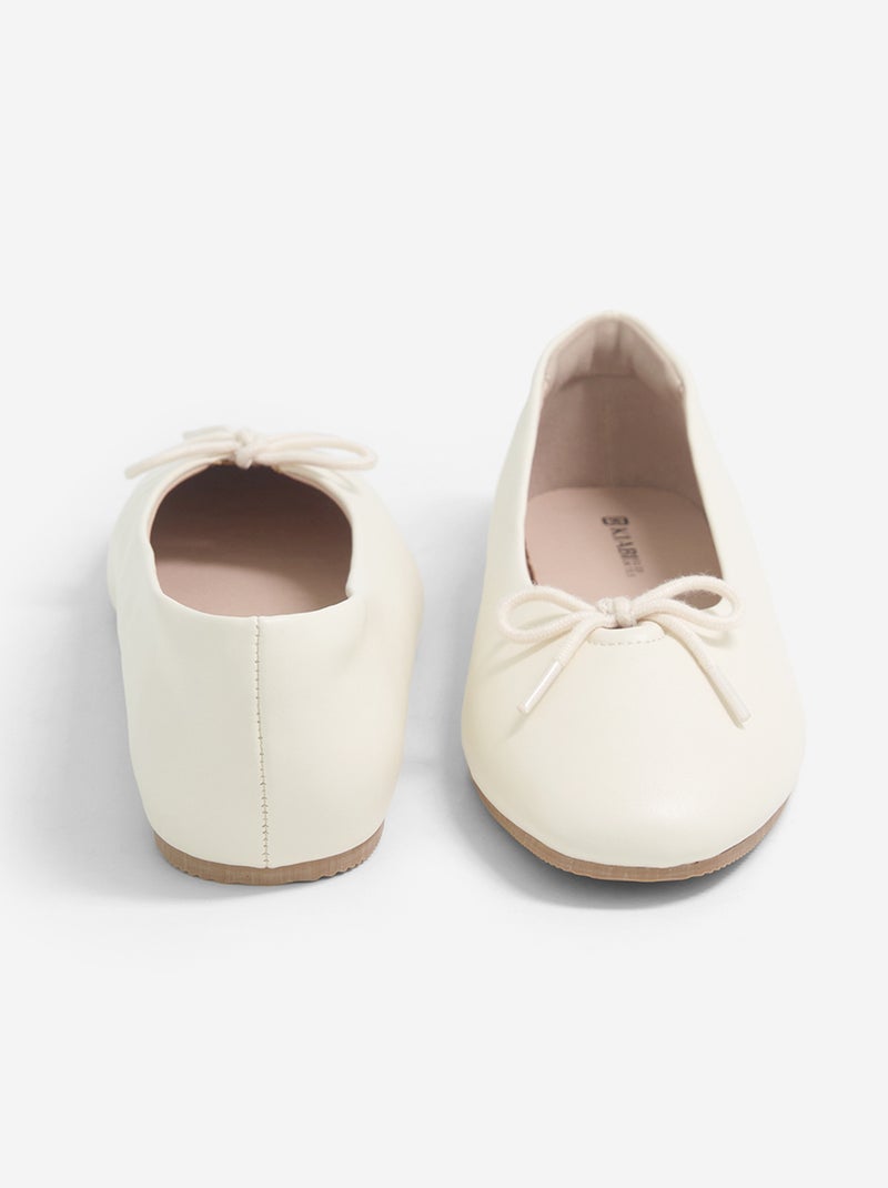 Ballerines avec noeud fantaisie devant Beige - Kiabi