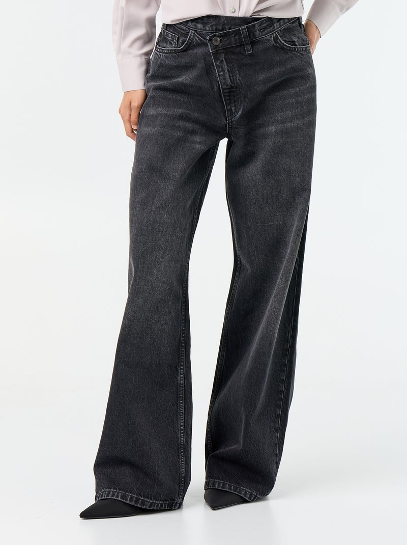 Barrel Jeans with Asymmetric Button Fly Black - Kiabi