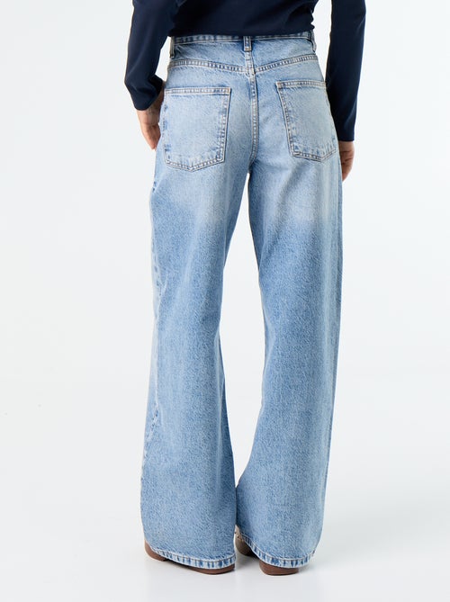 Barrel Jeans with Asymmetric Button Fly - Kiabi