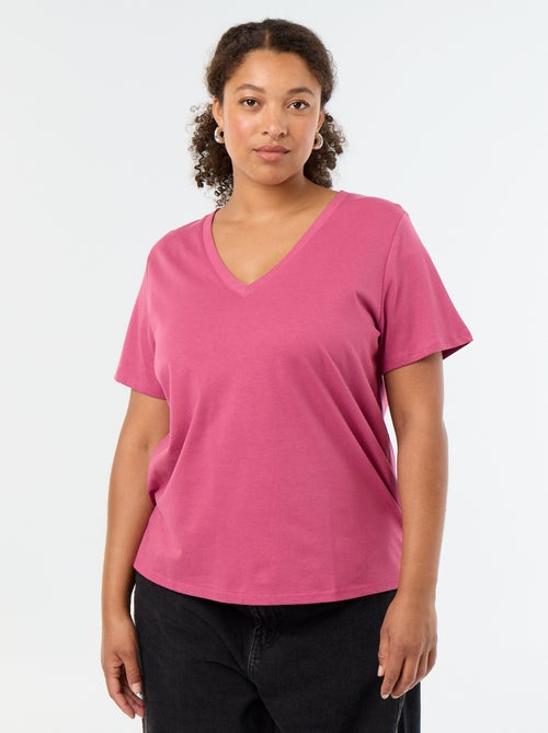 Basic T-Shirt mit kurzen Ärmeln und V-Ausschnitt - Kiabi Basic T-Shirt mit kurzen Ärmeln und V-Ausschnitt - Kiabi