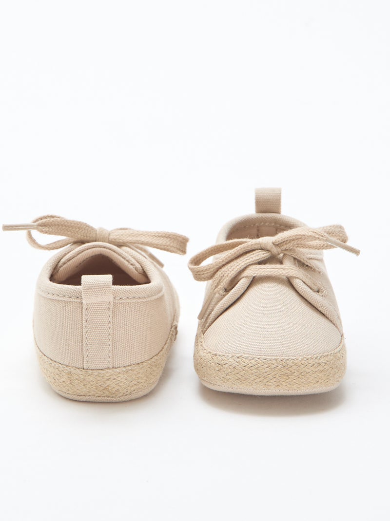 Baskets à lacets en tissu Beige - Kiabi