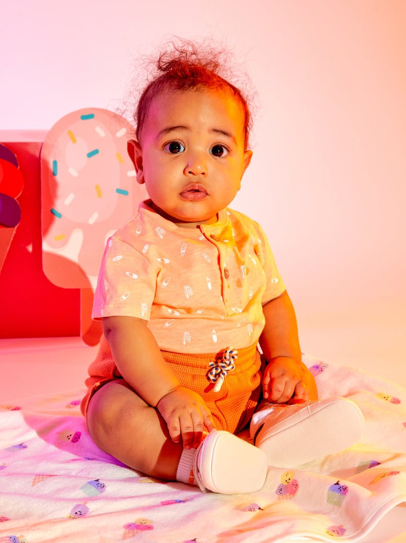 Baskets bicolores à scratchs Blanc - Kiabi