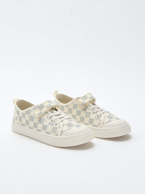 Baskets en toile imprimé damiers - Kiabi