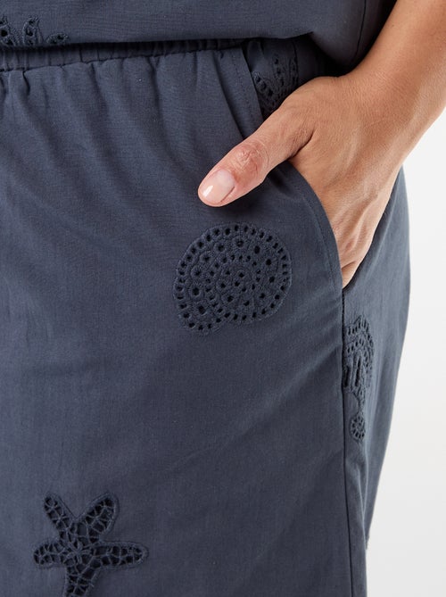 Baumwoll-Shorts mit Lochmuster - Kiabi