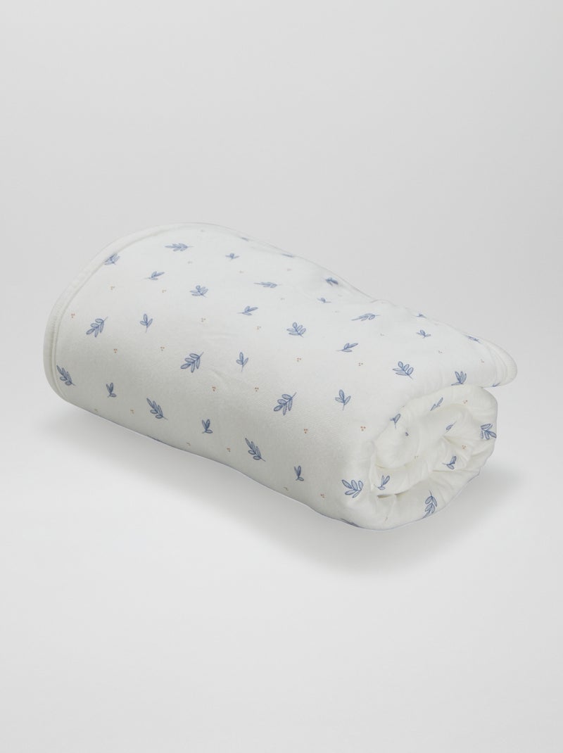 Bedruckte Babydecke Weiß mit Blumen - Kiabi