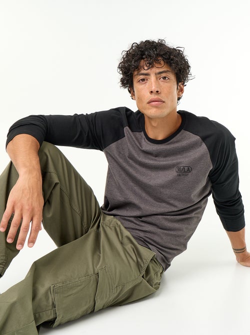 Bedrucktes T-Shirt mit Raglan-Langarm - Kiabi
