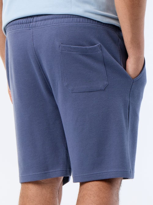 Bermuda chino à la taille élastiquée - Kiabi Bermuda chino à la taille élastiquée - Kiabi