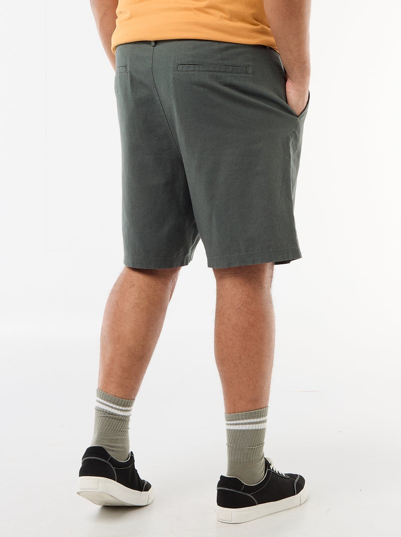 Bermuda chino avec ouverture boutonnée + zippée + liens de serrage Vert - Kiabi