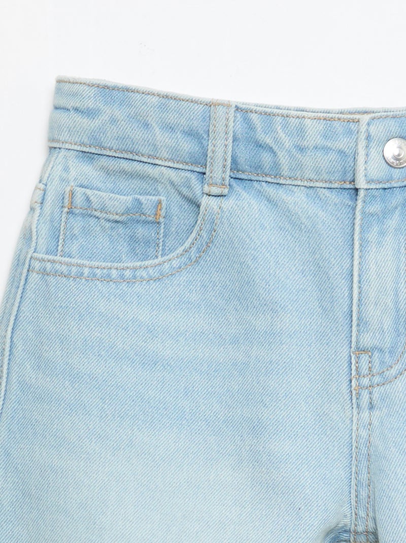 Bermuda denim slim fit stretch en coton Bleu ciel - Kiabi