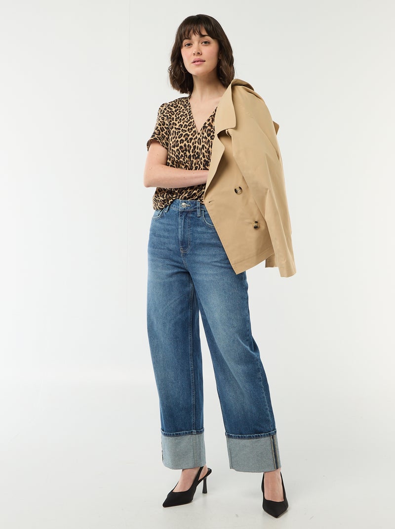 Blouse à manches courtes et col V Beige - Kiabi