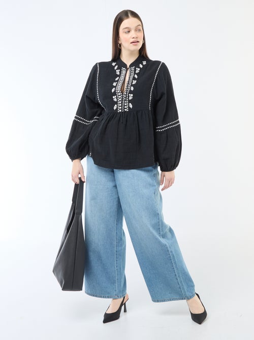Blouse en gaze de coton avec broderies fantaisies et cordons au col - Kiabi