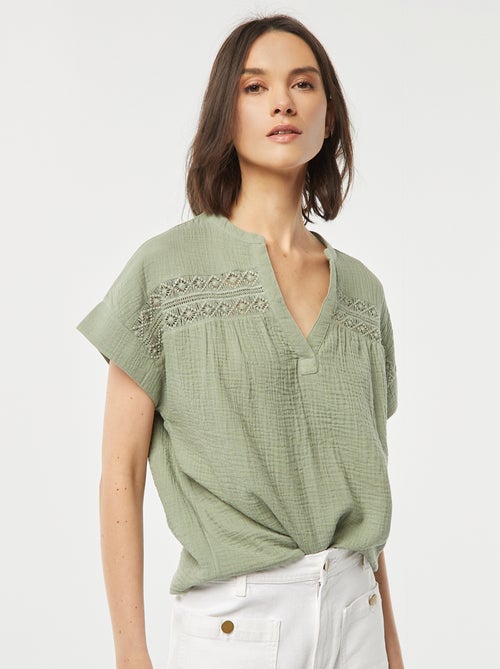 Blouse en gaze de coton avec broderies - Kiabi