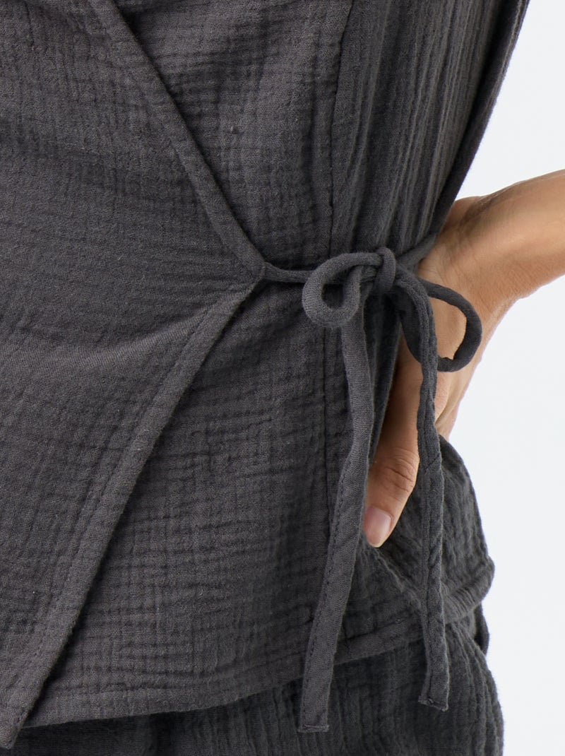 Blouse en gaze de coton avec ouverture croisée Noir - Kiabi