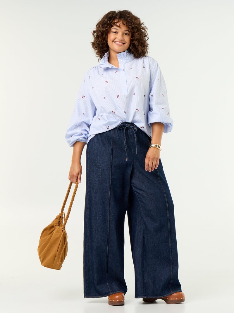 Blouse fleurs brodées avec col montant Bleu - Kiabi