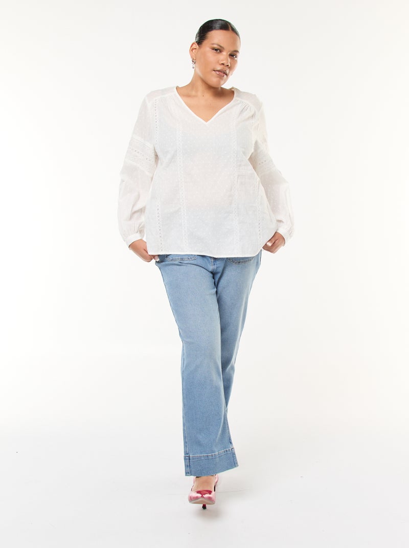 Blouse fluide uni en plumetis et ses broderies ajourées Blanc - Kiabi