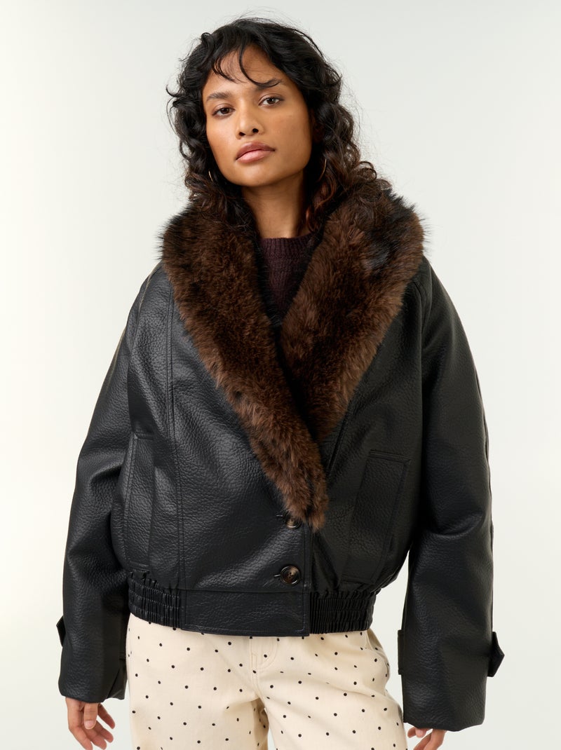 Blouson court en faux cuir avec col en fausse fourrure amovible Noir - Kiabi