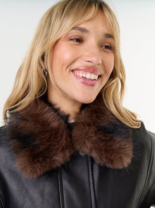 Blouson en faux cuir oversize avec col en fourrure amovible - Kiabi