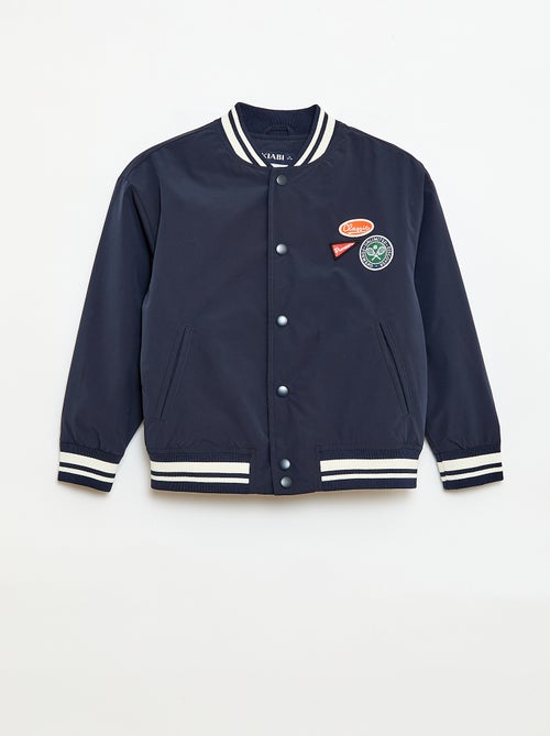 Blouson forme aviateur à pressions - Kiabi Blouson forme aviateur à pressions - Kiabi