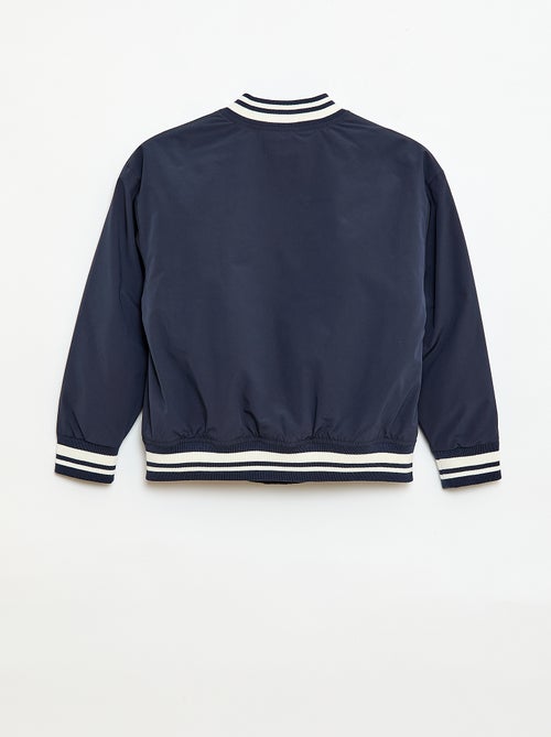 Blouson forme aviateur à pressions - Kiabi Blouson forme aviateur à pressions - Kiabi
