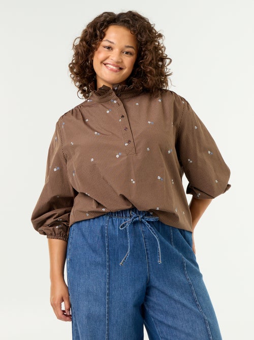 Bluse mit Blumenstickereien und Stehkragen - Kiabi Bluse mit Blumenstickereien und Stehkragen - Kiabi