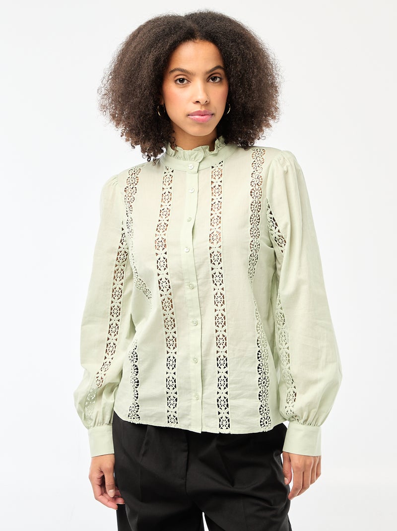Bluse mit Lochstickerei und Rüschenkragen Grün - Kiabi
