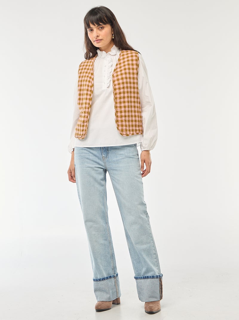 Bluse mit Rüschen am Kragen und an der Knopfleiste Weiß - Kiabi