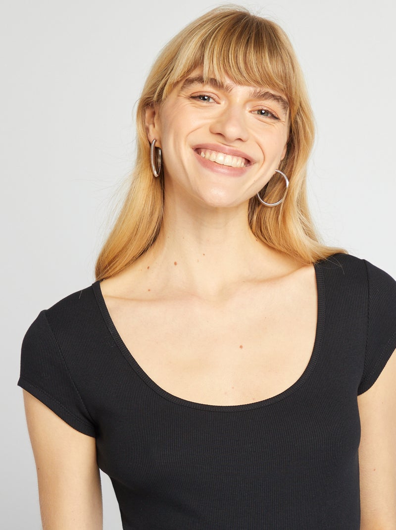 Body manches courtes côtelé Noir - Kiabi