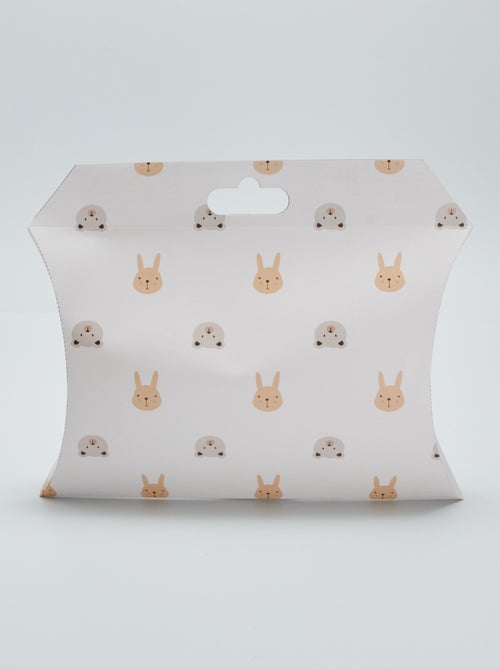 Boite cadeau 'naissance' - Kiabi