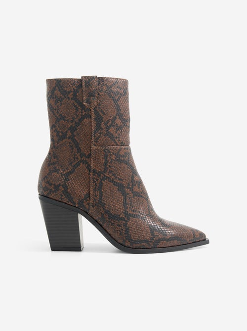 Boots style santiags imitation peau de serpent - Kiabi Boots style santiags imitation peau de serpent - Kiabi