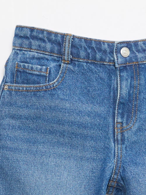 Boy's Cotton Stretch Slim Fit Denim Bermuda Shorts - Kiabi Boy's Cotton Stretch Slim Fit Denim Bermuda Shorts - Kiabi