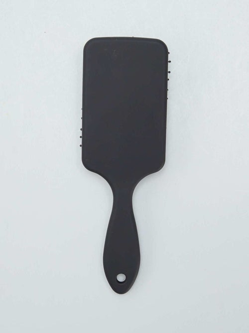 Brosse à cheveux carrée - Kiabi