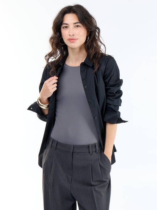 Camicia aderente con collo all'italiana - Kiabi Camicia aderente con collo all'italiana - Kiabi