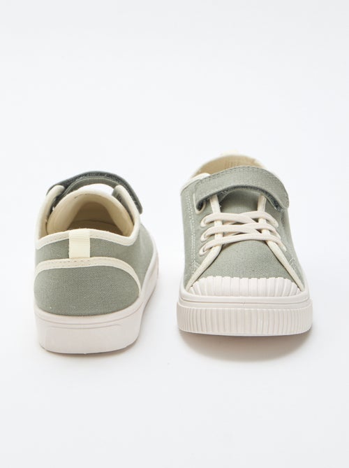 Canvas-Turnschuhe mit Klettverschluss - Kiabi Canvas-Turnschuhe mit Klettverschluss - Kiabi