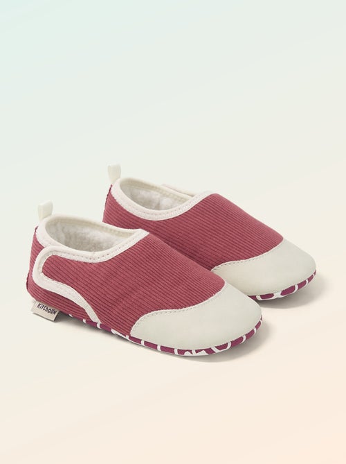 Chaussons côtelés à scratchs - Motricité 2 '4 pattes' - 'Kitchoun' - Kiabi Chaussons côtelés à scratchs - Motricité 2 '4 pattes' - 'Kitchoun' - Kiabi