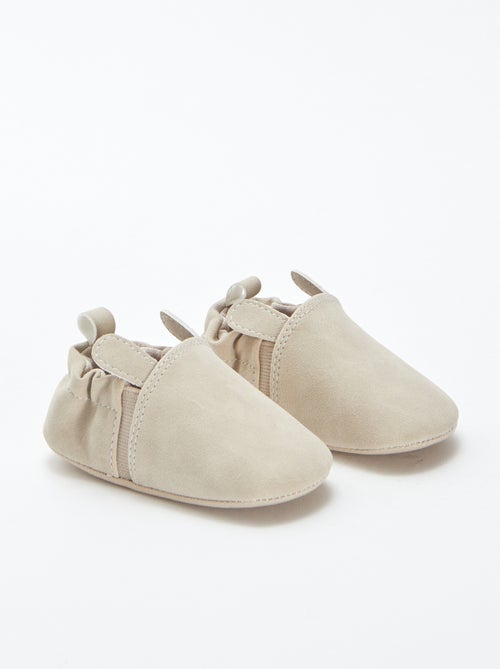 Chaussons en suédine avec oreilles en relief - Kiabi