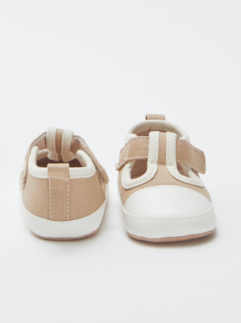 Chaussons esprit baskets en toile Beige - Kiabi