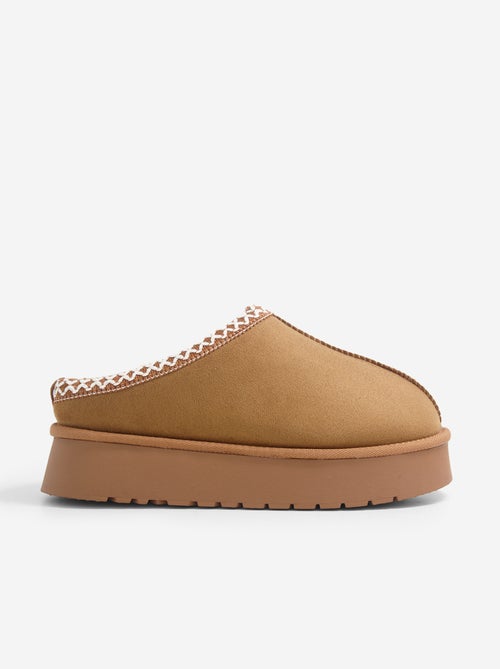 Chaussons forme sabot fourrés - Kiabi Chaussons forme sabot fourrés - Kiabi