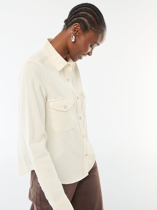 Chemise en jean avec 2 poche plaquées à rabat sur la poitrine - Kiabi