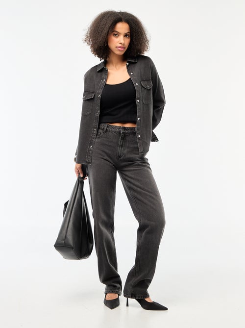 Chemise en jean avec 2 poche plaquées à rabat sur la poitrine - Kiabi