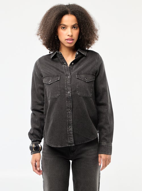 Chemise en jean avec 2 poche plaquées à rabat sur la poitrine - Kiabi