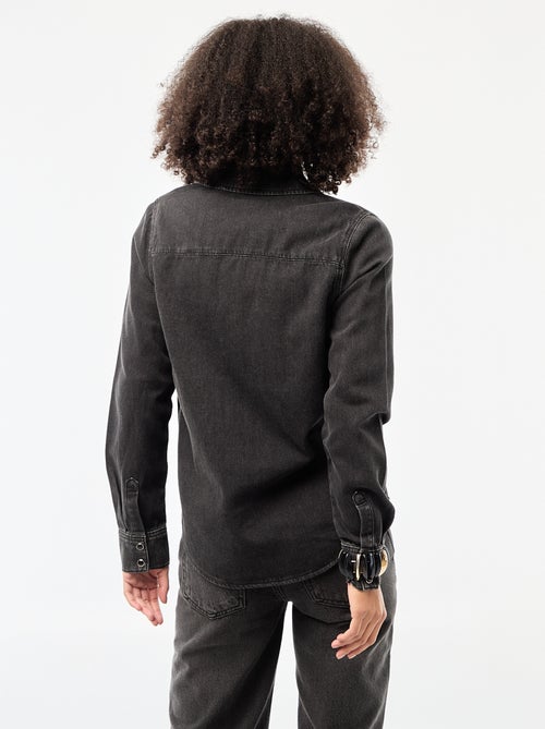 Chemise en jean avec 2 poche plaquées à rabat sur la poitrine - Kiabi