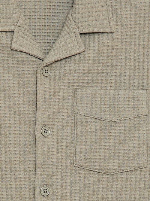 Chemise gaufrée unie - Kiabi