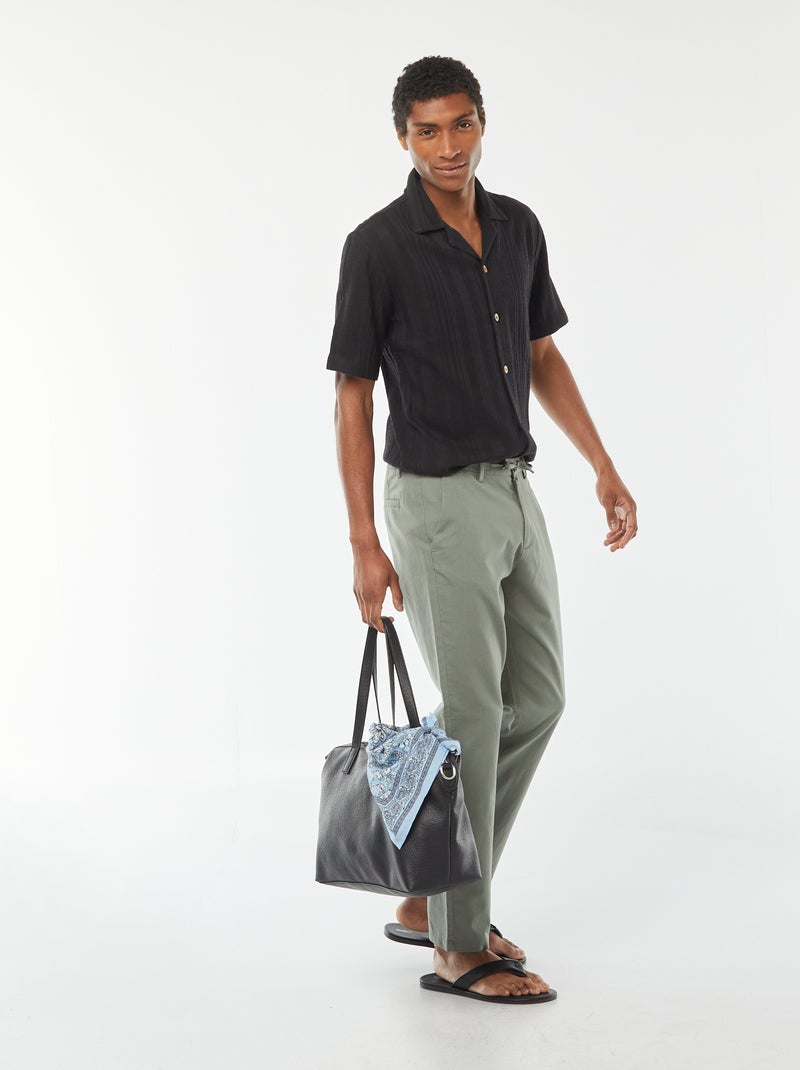 Chemise manches courtes en maille fantaisie Noir - Kiabi